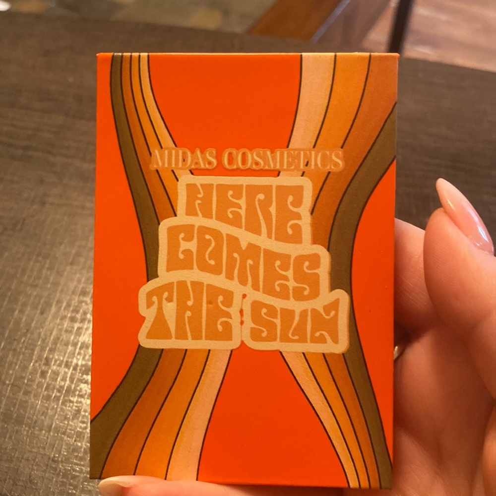midas cosmetics here comes the sun eyeshadow palette unused